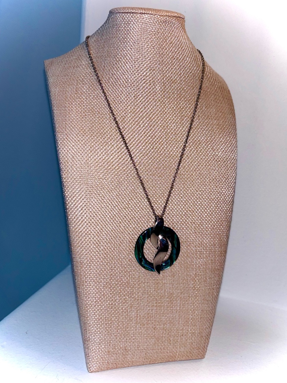 Turquoise Shell Pendant Necklace Coastal Boho Lia Sophia Ocean Style - Picture 4 of 9